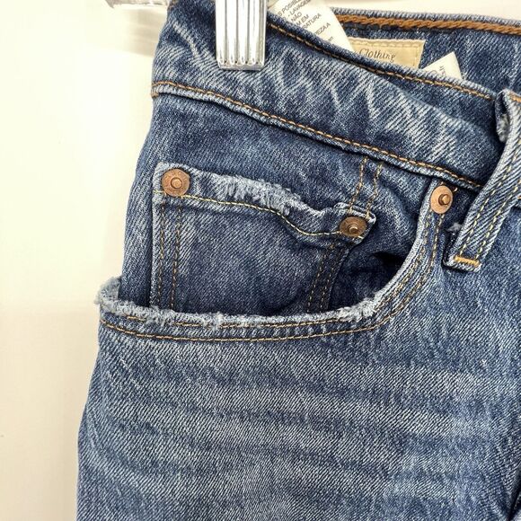 Levis 501 Button Fly Straight Leg Blue Jeans Womens Sz 26 High Rise Original Fit - Picture 4 of 16